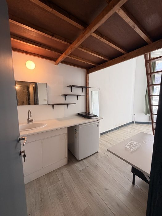 Student room 10 m² in Brussels Ixelles : Namur / Flagey