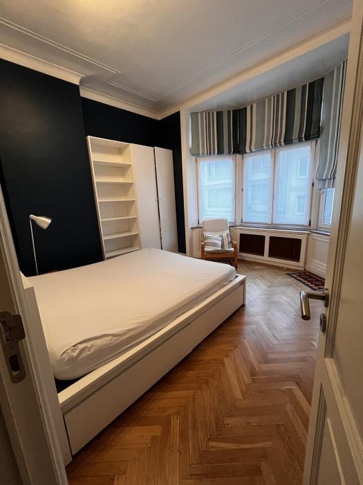 Room in owner's house 16 m² in Brussels Woluwe-Saint-Lambert