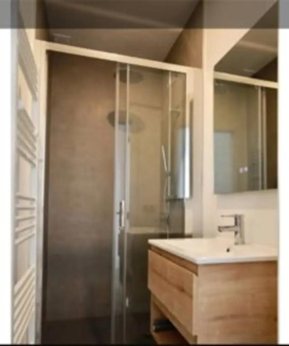 Salle de douche privative