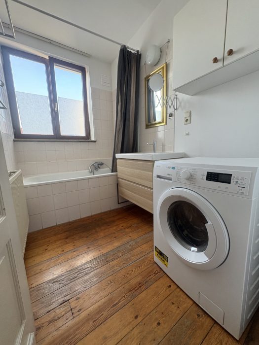 Salle de bain, machine à laver