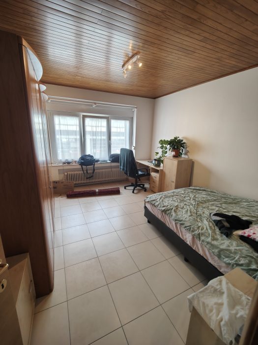 Chambre avant gauche