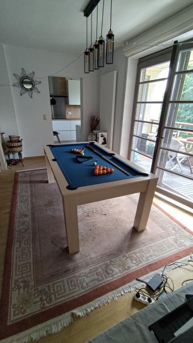 pool table