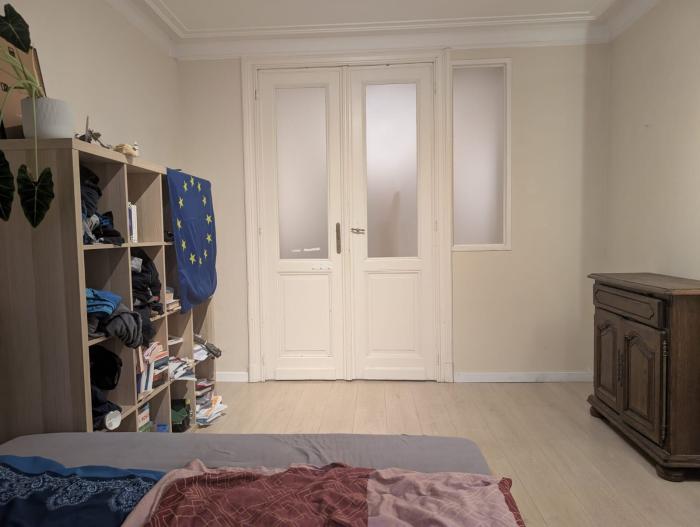 Room1