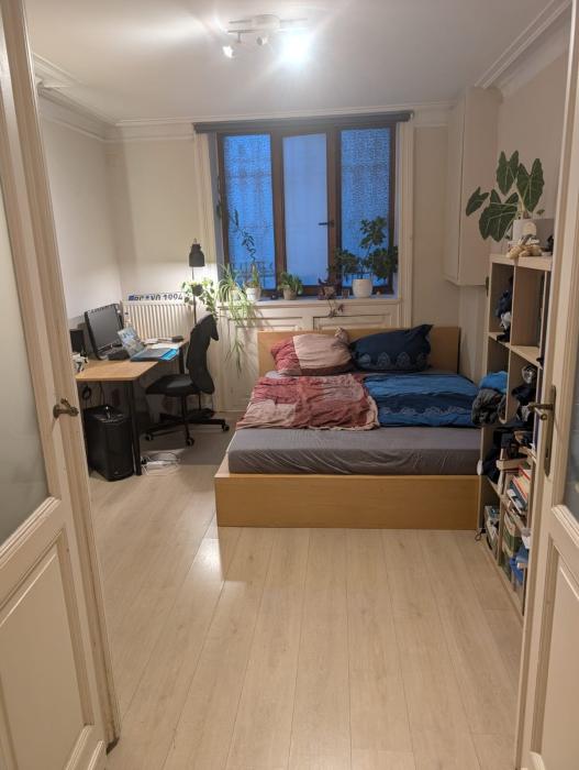 Shared housing 12 m² in Brussels Etterbeek / Europe