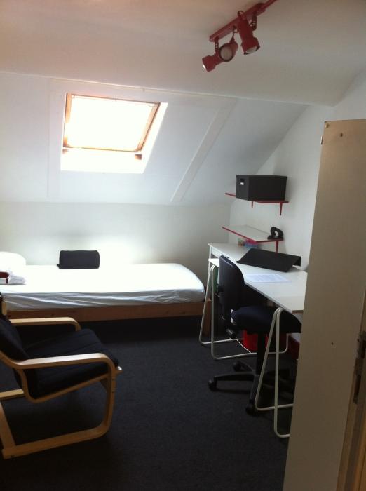Kot bij bewoner