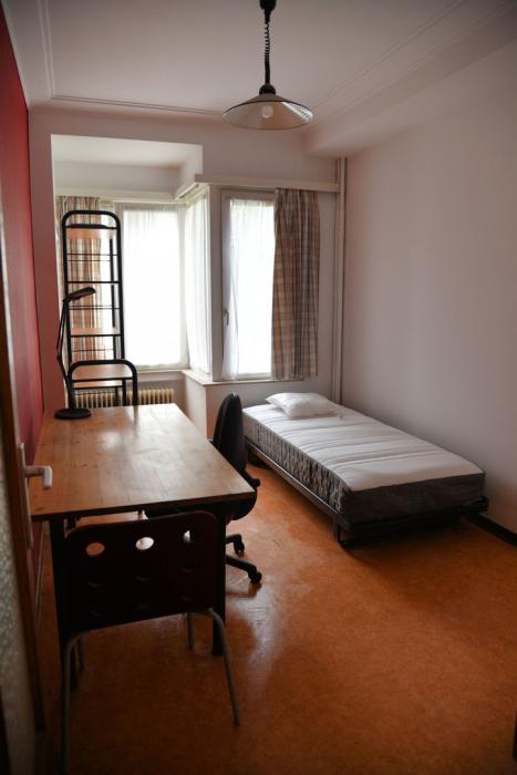 合租房 12 m² 在 Brussels Ixelles : cimetiere