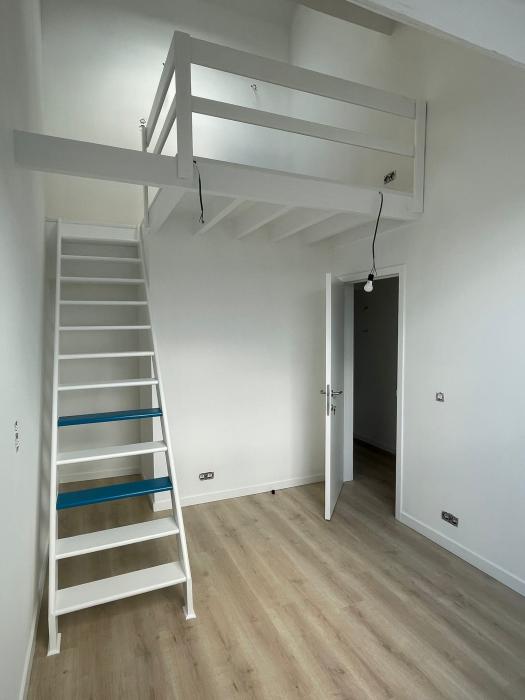 Student room 300 m² in Brussels Anderlecht