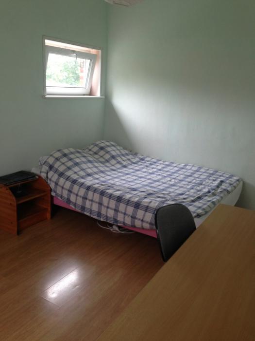 Room in owner's house 14 m² in Brussels Anderlecht