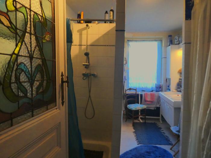 salle de bain commune