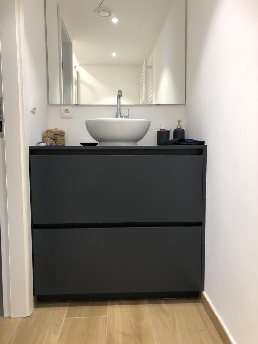 Lavabo salle de douche