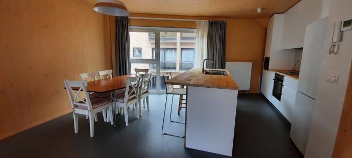 Cuisine, bar, salle à manger