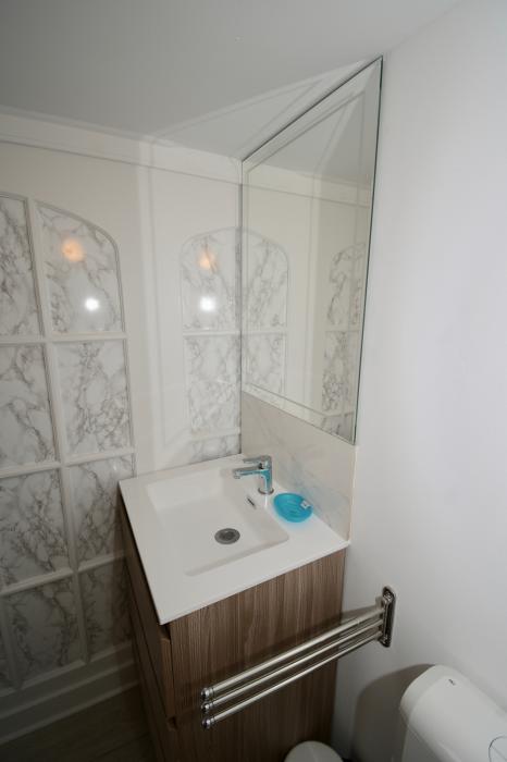 Lavabo + Toilette privés