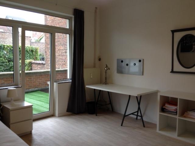 合租房 16 m² 在 Brussels Ixelles : cimetiere
