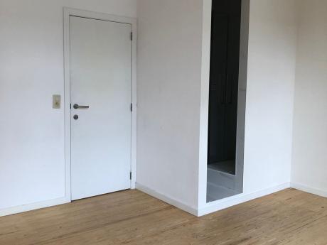 Student room 17 m² in Brussels center