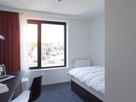 Studio 19 m² in Brussel Elsene : kerkhof