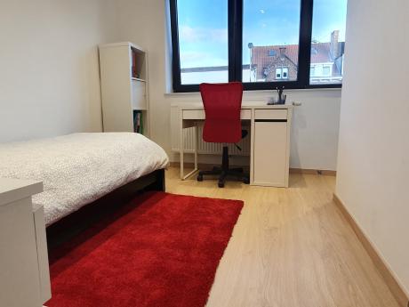 Kot 80 m² à Bruxelles Molenbeek