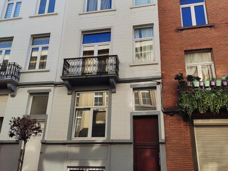 合租房 16 m² 在 Brussels Ixelles : Namur / Flagey