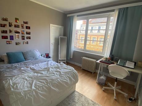 共享租房 50 m² 在 Brussels Etterbeek / Europe