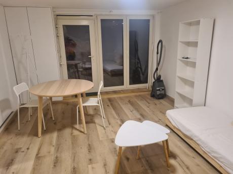 Studio 25 m² in Brussels Kraainem / Wezembeek