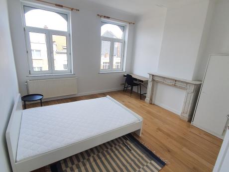 Student room 18 m² in Brussels Ixelles : cimetiere