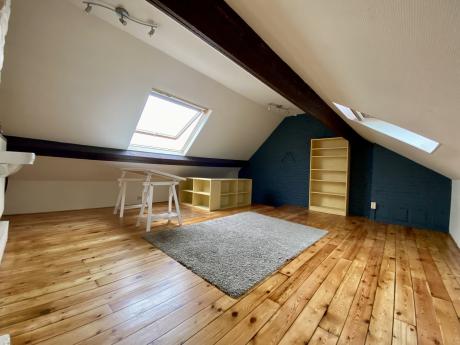 与房东合租 25 m² 在 Brussels Saint-Gilles