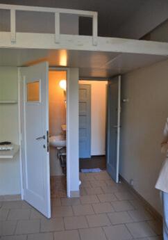 Kot 15 m² in Brussel Elsene : kerkhof