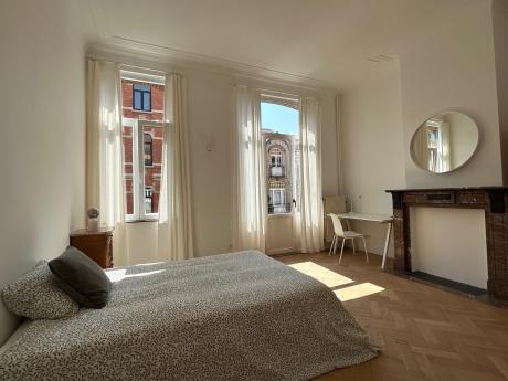 Shared housing 280 m² in Brussels Etterbeek / Europe