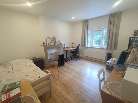 Room in owner's house 20 m² in Brussels Schaerbeek