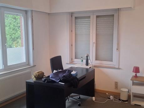 Room in owner's house 15 m² in Brussels Kraainem / Wezembeek