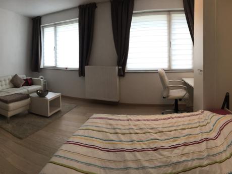 Studio 48 m² in Brussel Jette