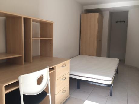 Kot 18 m² in Brussel Elsene : kerkhof