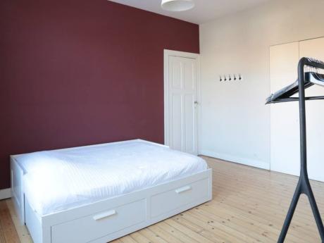 Shared housing 26 m² in Brussels Etterbeek / Europe
