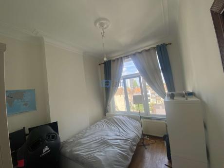 Shared housing 102 m² in Brussels Schaerbeek