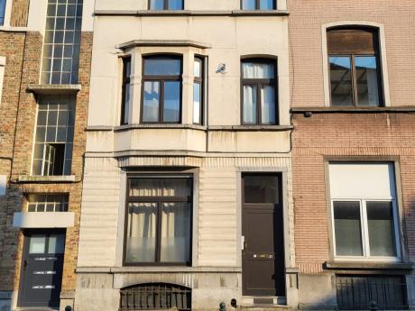 Studio 60 m² à Bruxelles Ixelles : Cimetière