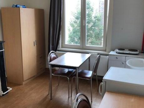 Kot 18 m² à Bruxelles Ixelles : Cimetière