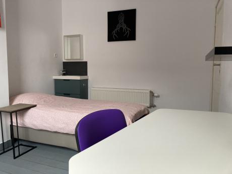 共享租房 18 m² 在 Brussels Ixelles : Namur / Flagey