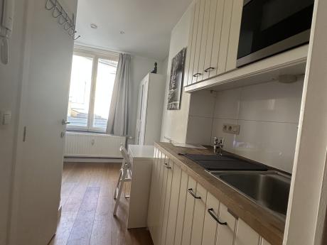 Studio 13 m² à Bruxelles Ixelles : Pte Namur / Flagey