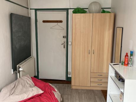 合租房 14 m² 在 Brussels Uccle