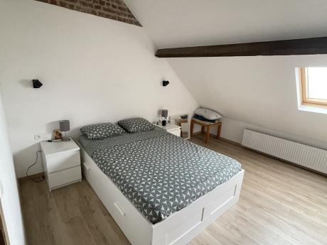 Room in owner's house 15 m² in Brussels Kraainem / Wezembeek