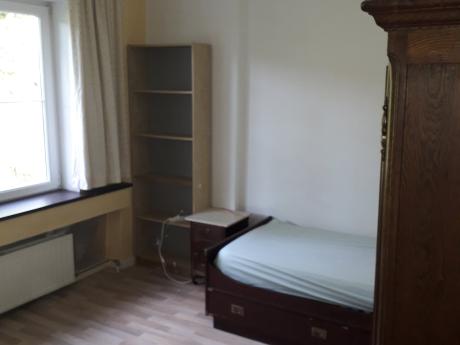 与房东合租 28 m² 在 Brussels Woluwe-Saint-Pierre