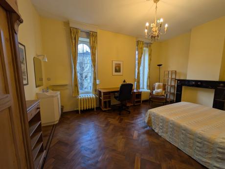 Studio 80 m² in Brussels Forest