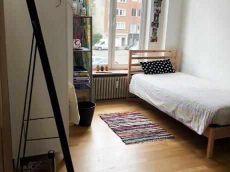 Kot 12 m² in Brussel Elsene : kerkhof