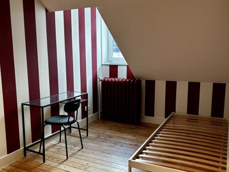 合租房 14 m² 在 Brussels Ixelles : Namur / Flagey