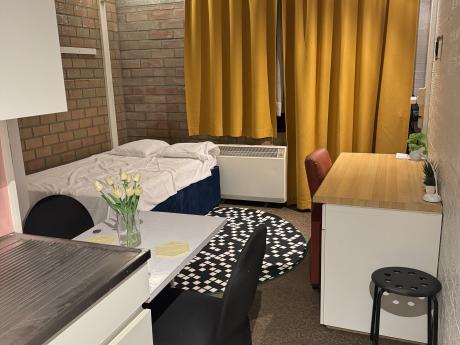 单人间 40 m² 在 Brussels Ixelles : cimetiere