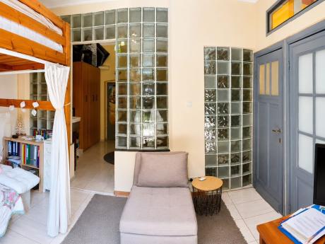 Studio 64 m² in Brussel Jette