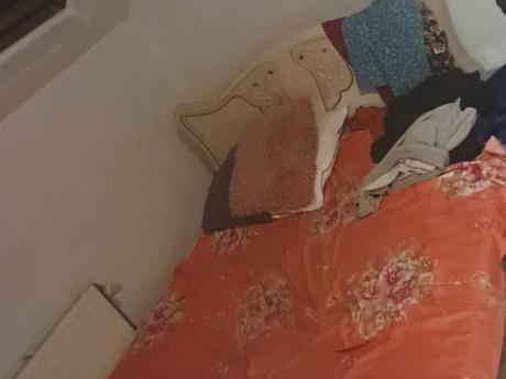 合租房 18 m² 在 Brussels Ixelles : Namur / Flagey