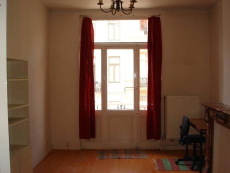 Shared housing 15 m² in Brussels Ixelles : cimetiere