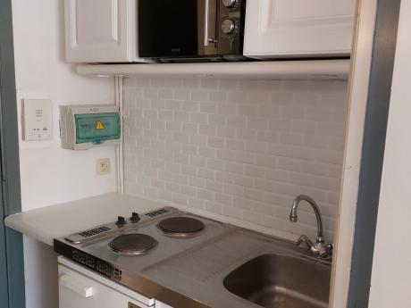 Studio 18 m² in Brussel Elsene : kerkhof