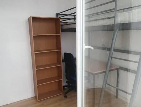 Student room 110 m² in Brussels Anderlecht
