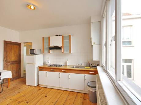 合租房 55 m² 在 Brussels Ixelles : Namur / Flagey